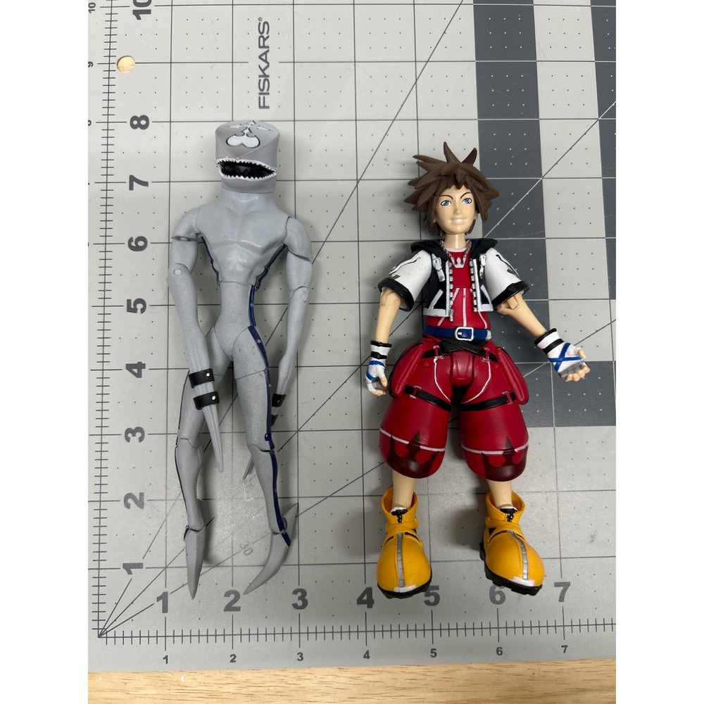 Disney Diamond Select‎ Kingdom Hearts Sora Dusk Action Figures Poseable